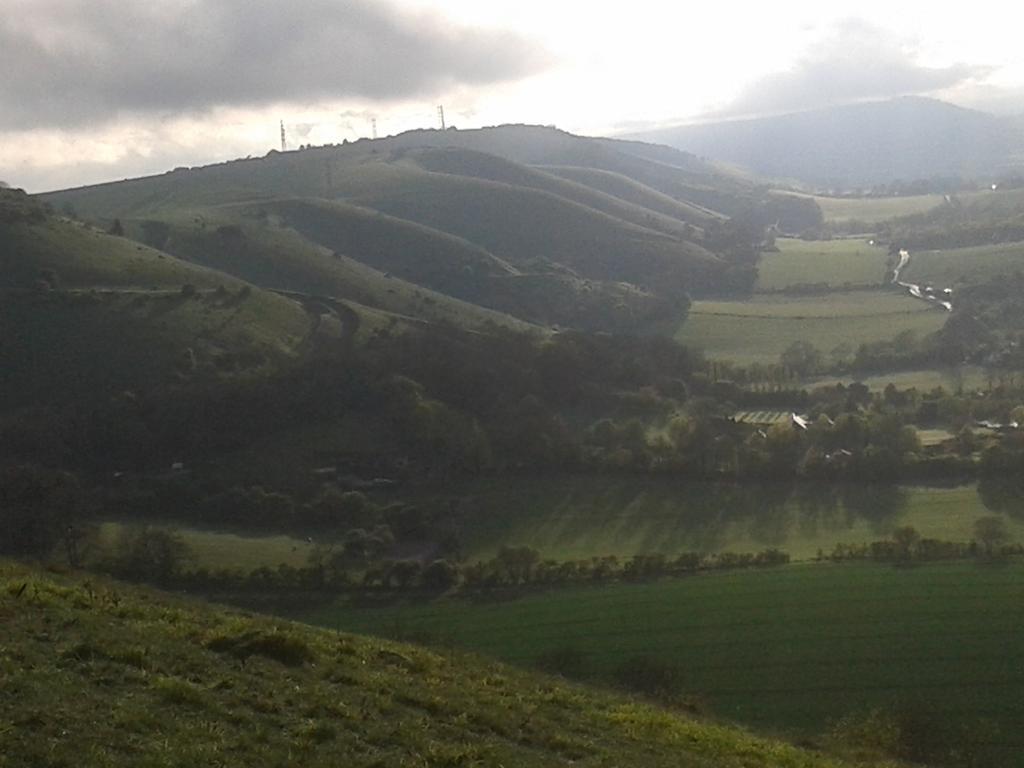 B&B South Downs Way Poynings エクステリア 写真