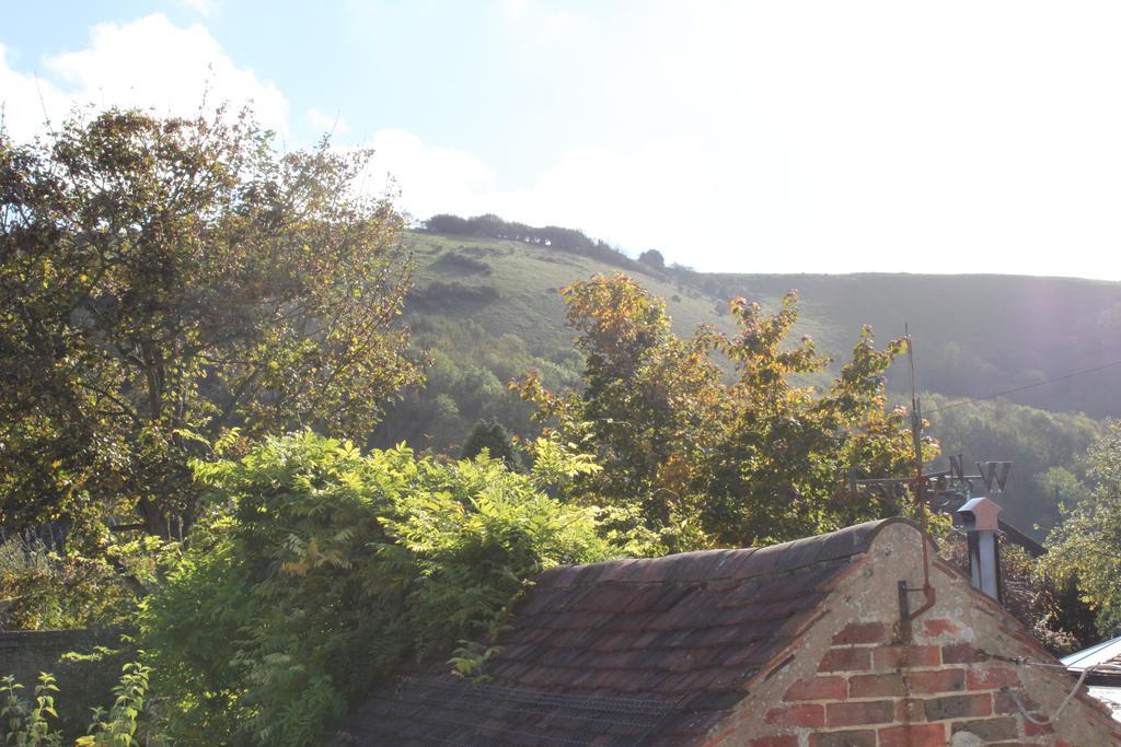 B&B South Downs Way Poynings エクステリア 写真