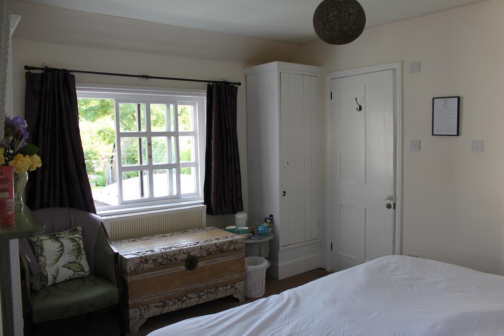B&B South Downs Way Poynings エクステリア 写真