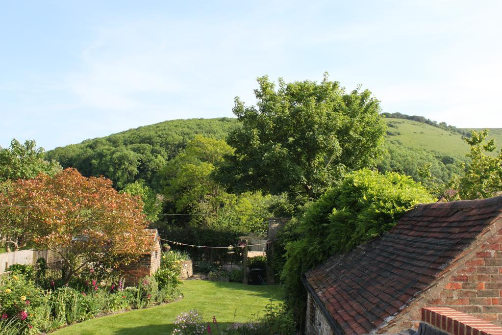 B&B South Downs Way Poynings エクステリア 写真