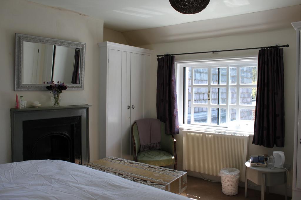 B&B South Downs Way Poynings エクステリア 写真
